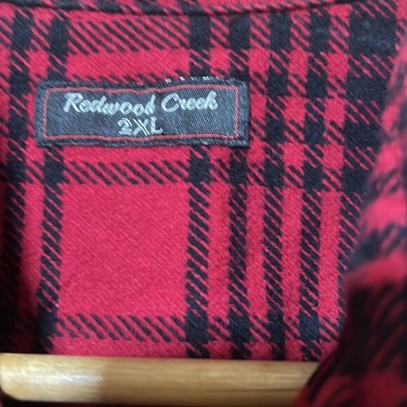 Red and black plaid shacket - Picture 3 of 6
